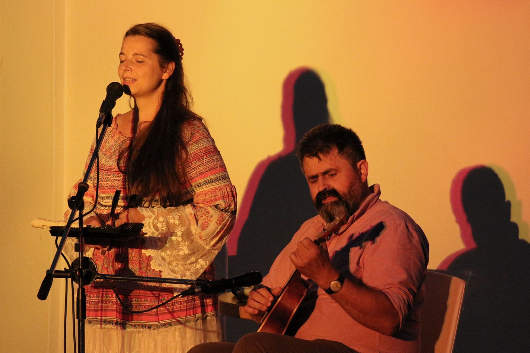 A Hungarikum Együttes ad koncertet a Gesztenyés udvarban csütörtökön